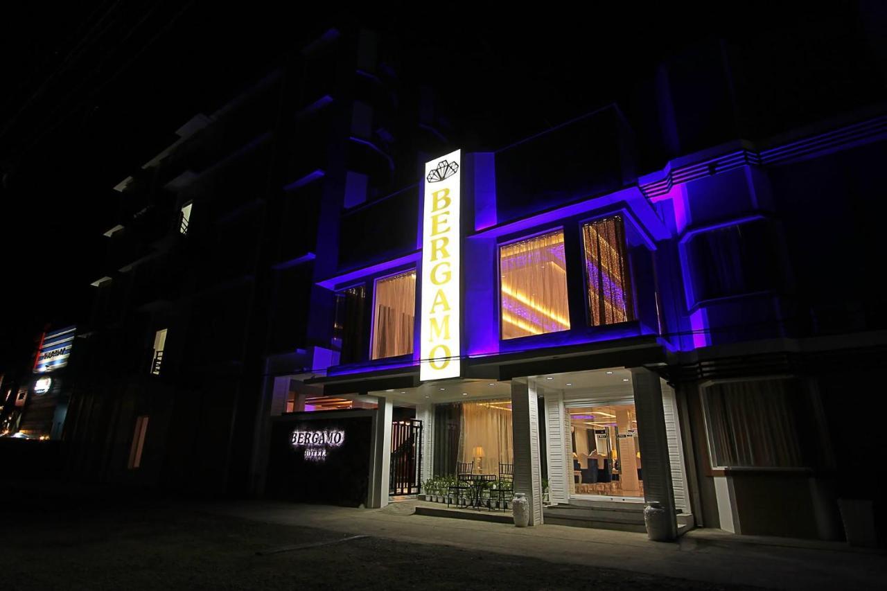 Bergamo Hotel 린가옌 외부 사진