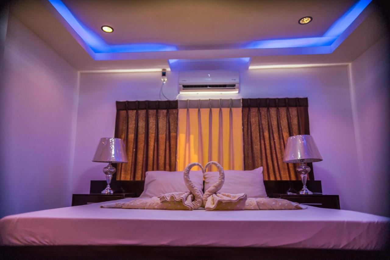 Bergamo Hotel 린가옌 외부 사진